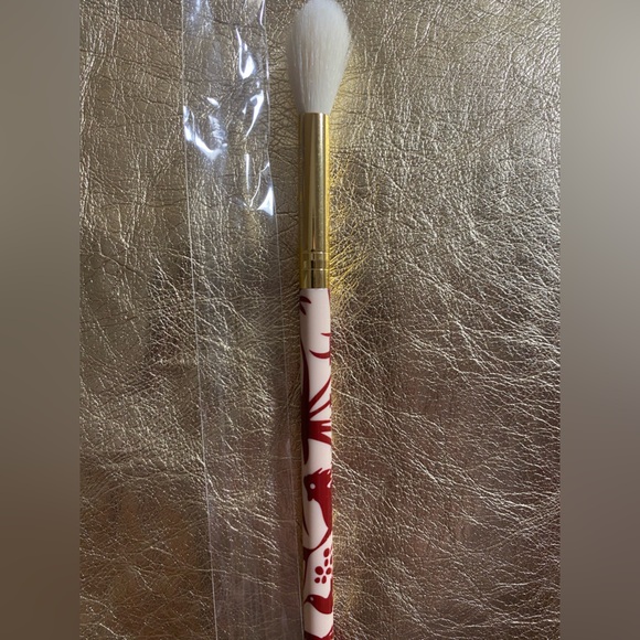 Makeup Bundle Perfect for Gifting. Work wife, Secret Santa, Stocking Stuffers - Picture 7 of 7